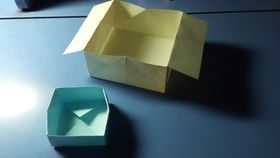 如何用纸制作一个矩形框 简易折纸教程